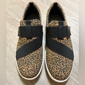 Clark’s Collection Kayleigh Charm Cheetah Print Comfort Cushion Insole Sz 7